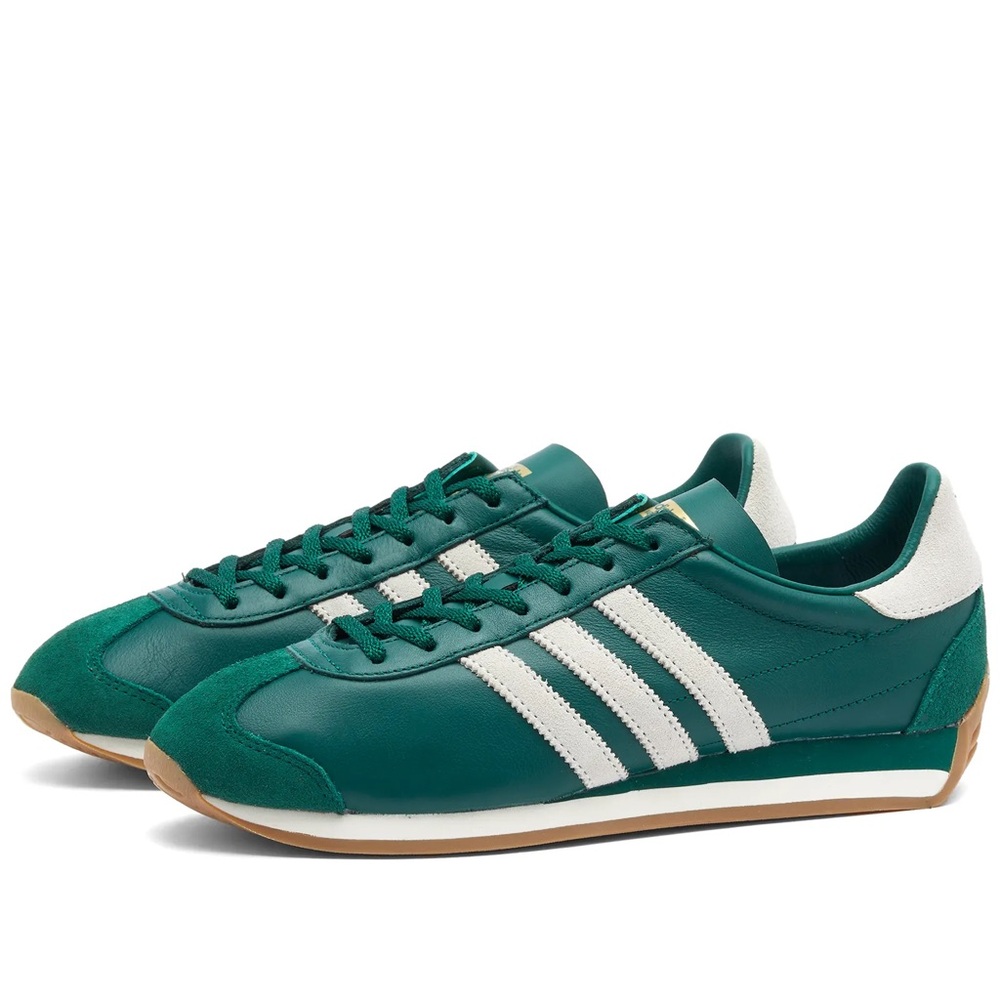 NWT/NIB ADIDAS COUNTRY OG COLLEGIATE GREEN WOMEN’S 7US